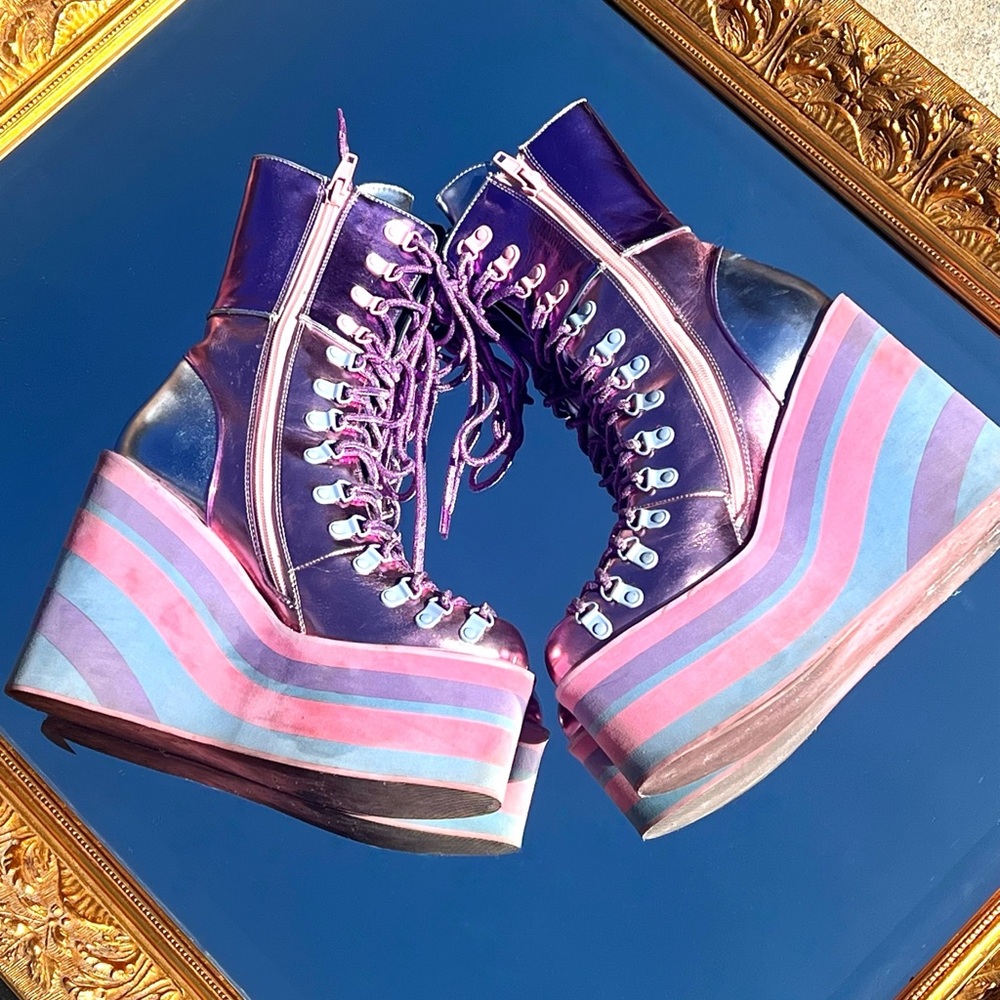 Sugar Thrillz Cotton Candy Traitor Boots